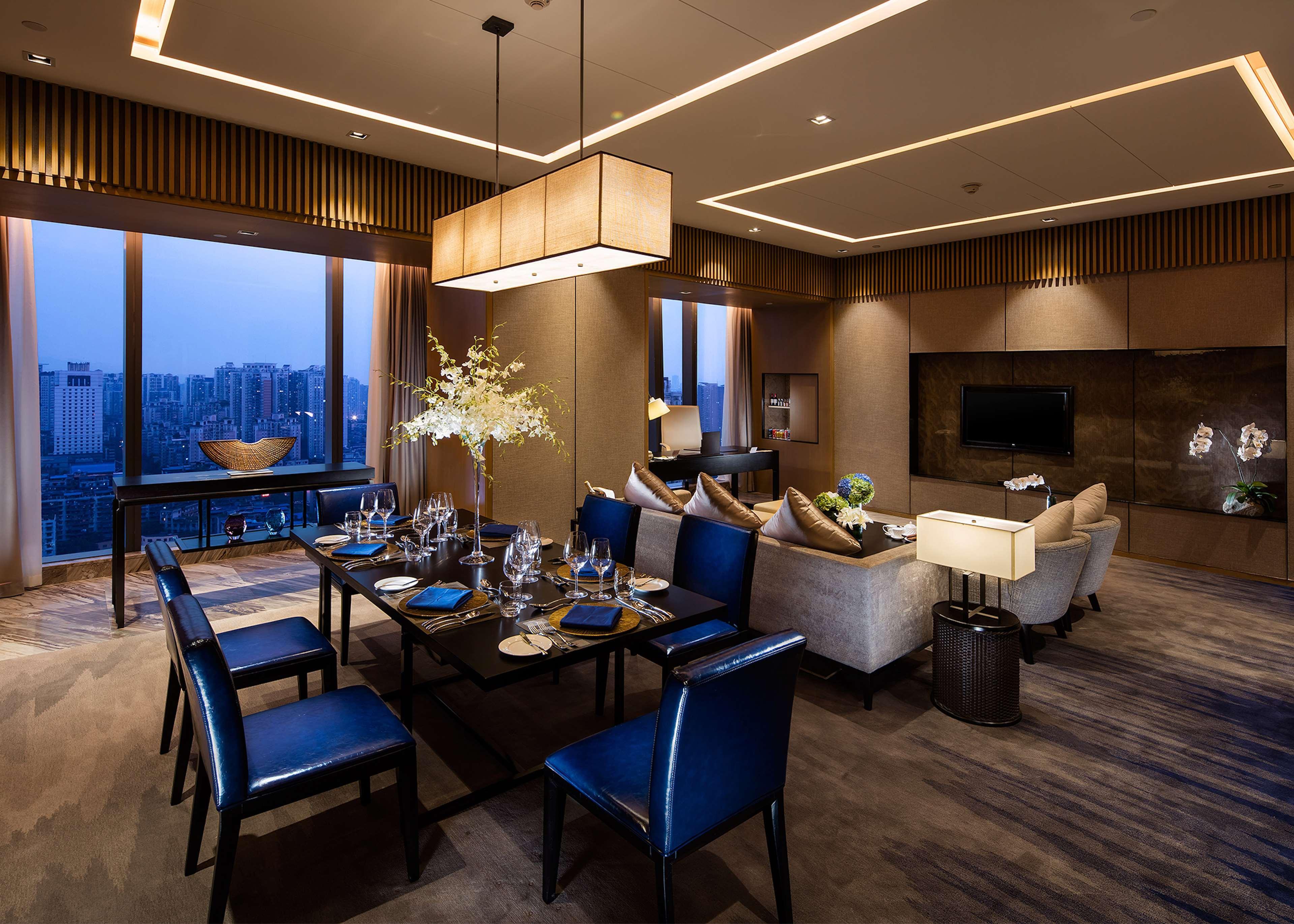 Doubletree By Hilton Chongqing - Nan'An Hotel Bagian luar foto