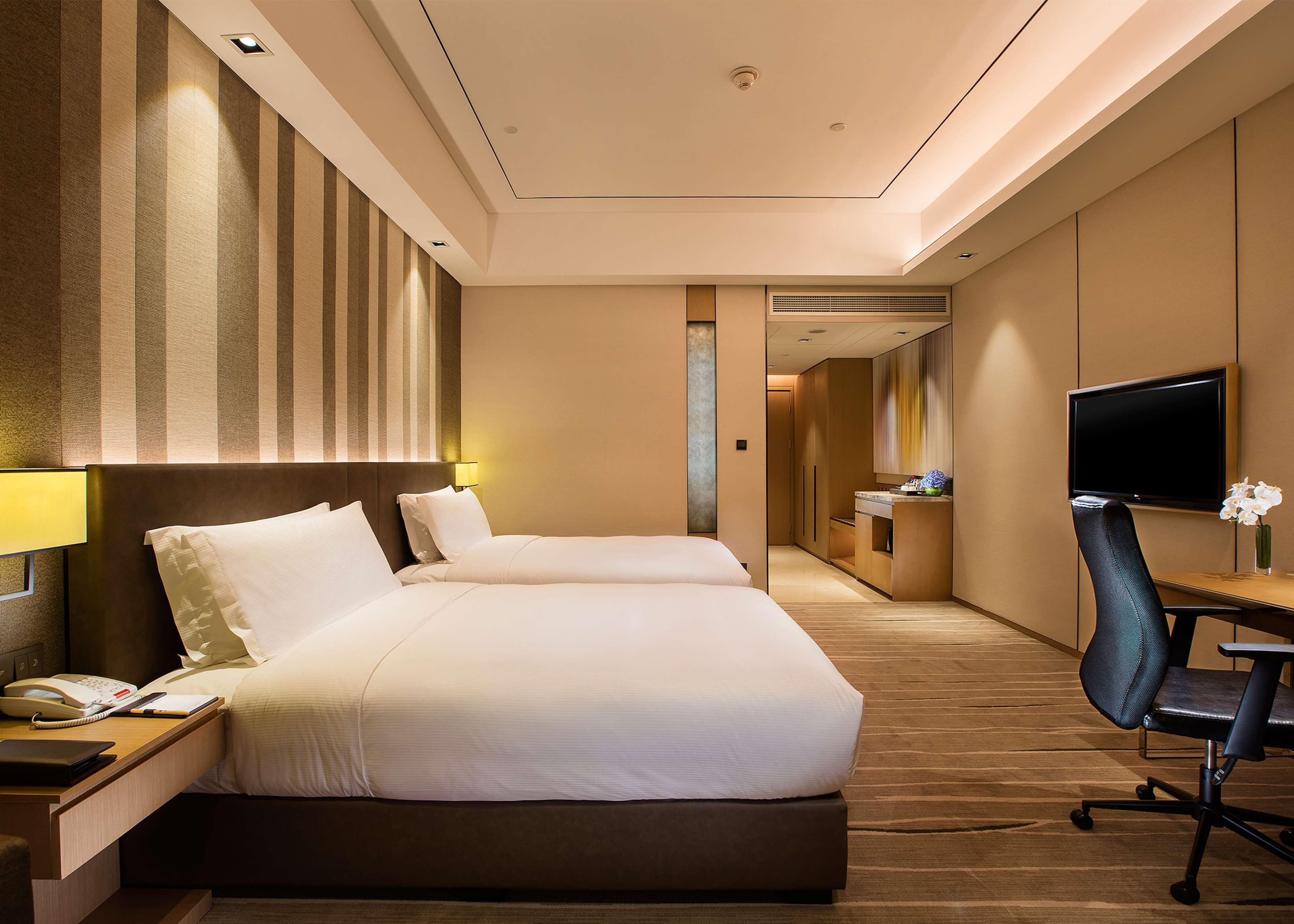 Doubletree By Hilton Chongqing - Nan'An Hotel Bagian luar foto