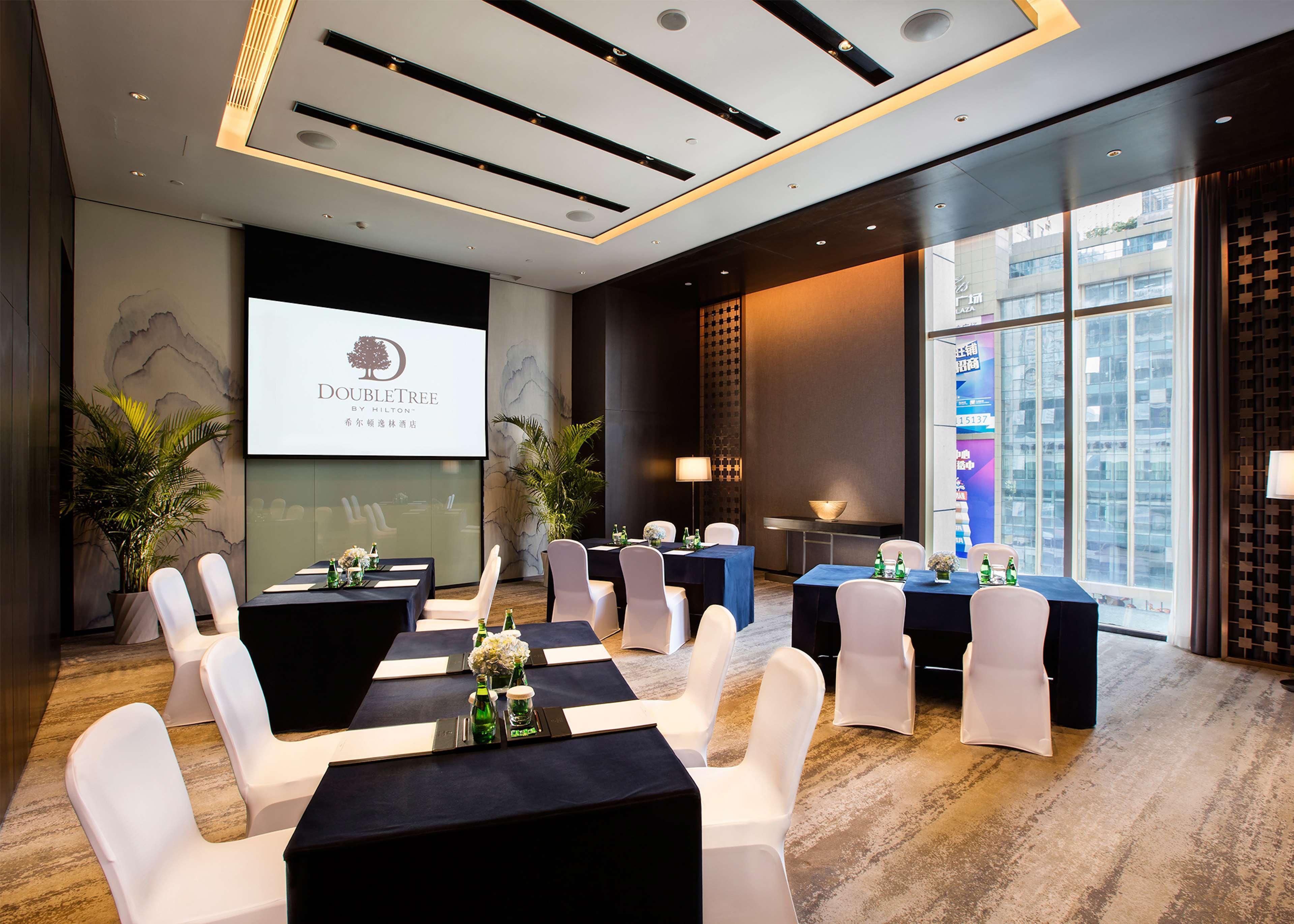 Doubletree By Hilton Chongqing - Nan'An Hotel Bagian luar foto